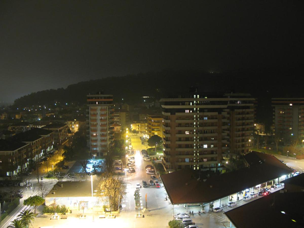 페자로 Casa Baia Flaminia 아파트 외부 사진